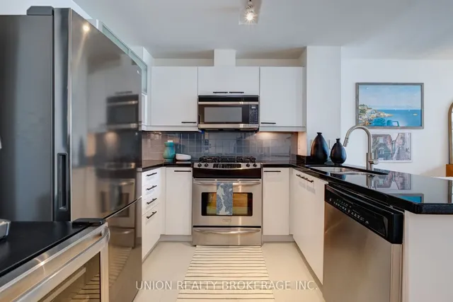 Additional image 8 of 333 Adelaide St Unit 1012