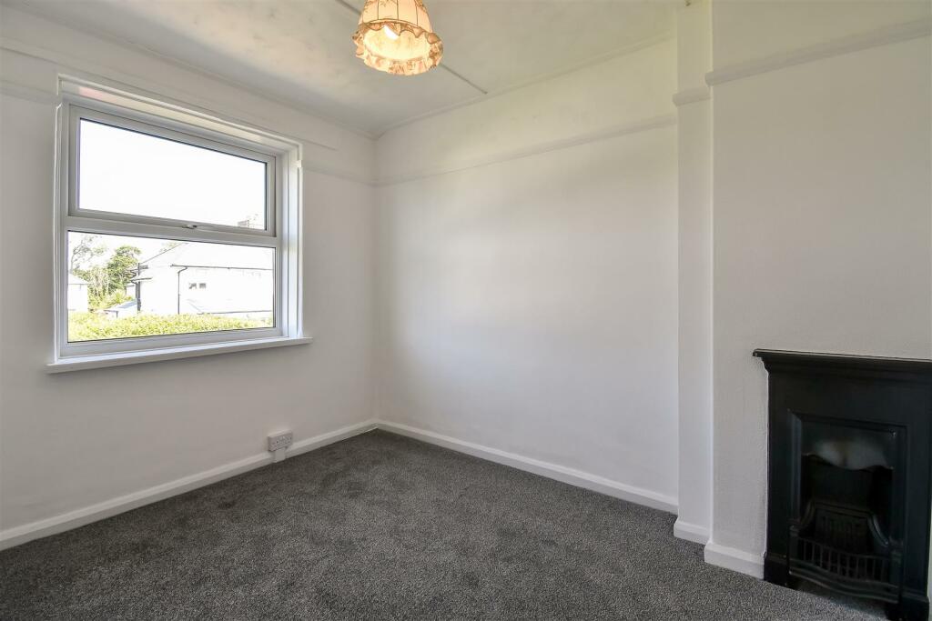 Additional image 7 of Bron Awelon, Barry