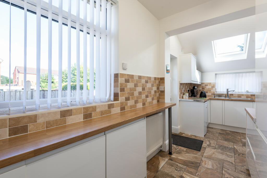 Additional image 5 of Reedville Grove, Wirral, Merseyside, CH461QX