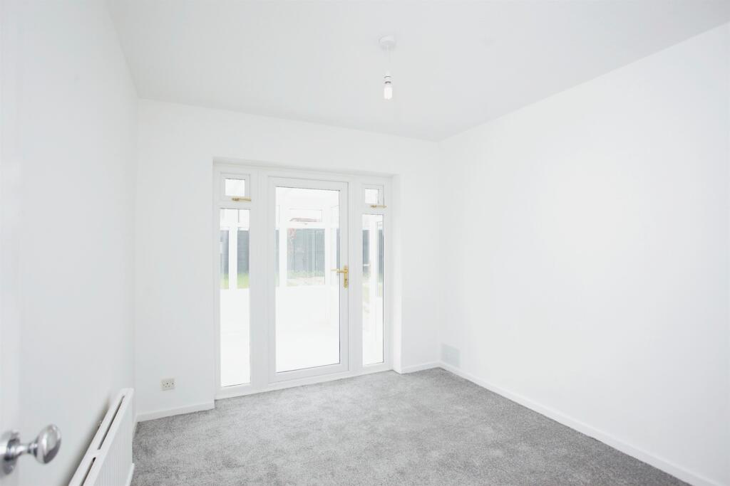 Additional image 7 of St. Annes Gardens, Maesycwmmer, Hengoed