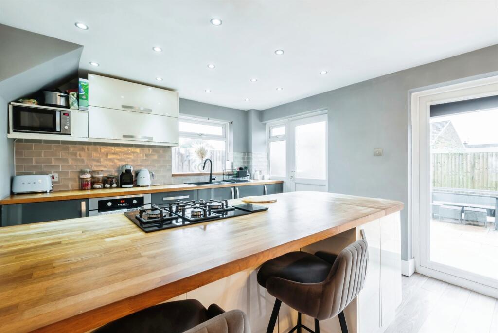 Additional image 3 of Crawford Close, Beddau, Pontypridd