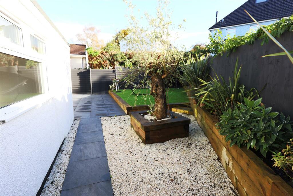 Additional image 17 of Downs View Close, Aberthin, Nr Cowbridge, Vale Of Glamorgan, CF71 7HG