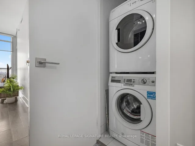 Additional image 14 of 32 Davenport Rd Unit 1704