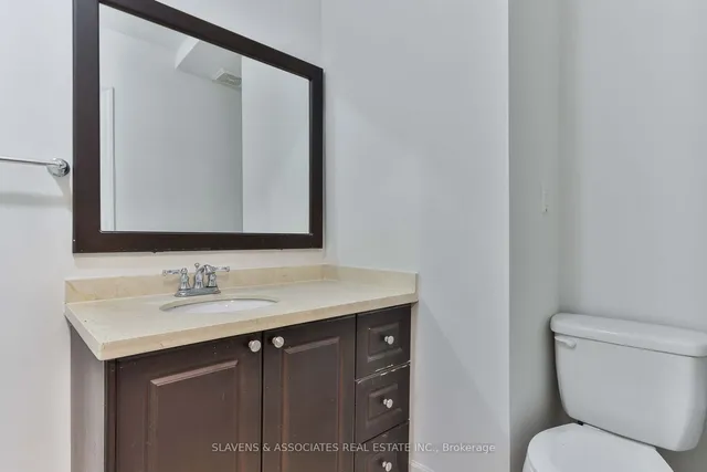 Additional image 13 of 262 Poyntz Ave