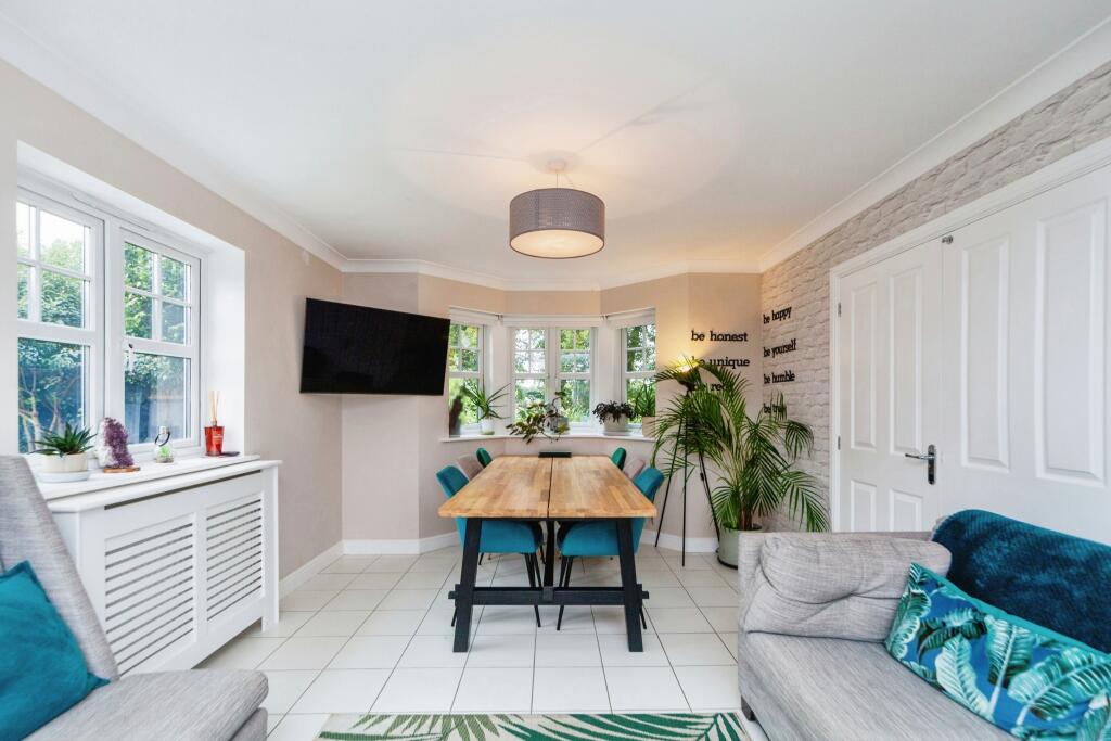 Additional image 8 of Warren Lane, Chester, CH2