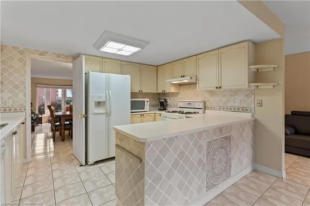 Additional image 18 of 11 Harbour Dr