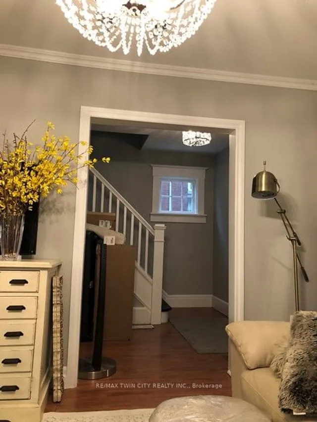 Additional image 3 of 61 Mount Hope St