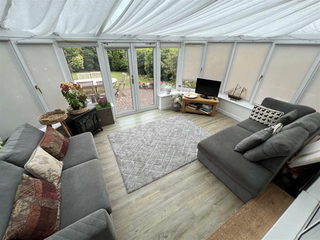 Additional image 25 of Oldfield Way, Heswall, Wirral