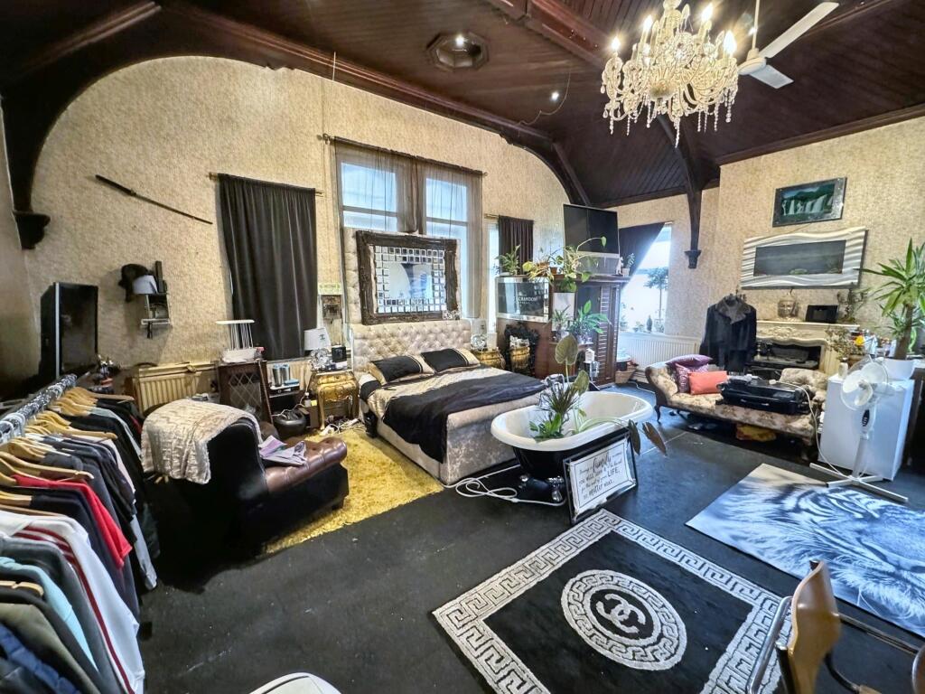 Additional image 8 of Trinity Road, Tonypandy, Rhondda Cynon Taff, CF40 1DQ