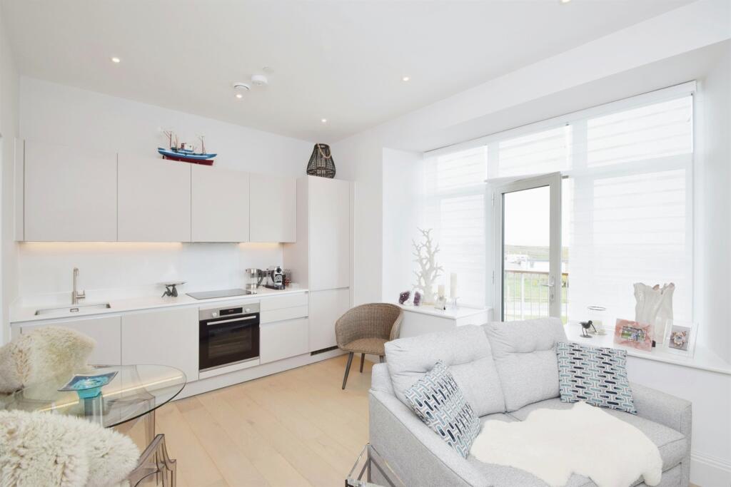 Additional image 10 of Rest Bay, Porthcawl