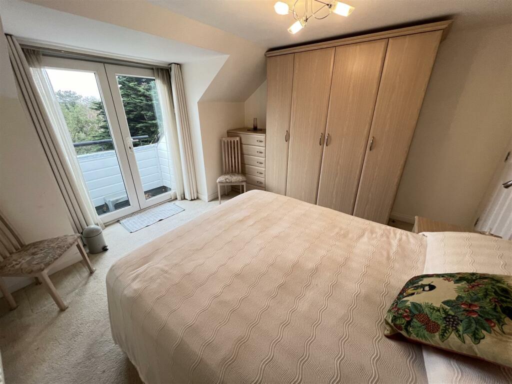 Additional image 18 of Telegraph Road, Heswall, Wirral