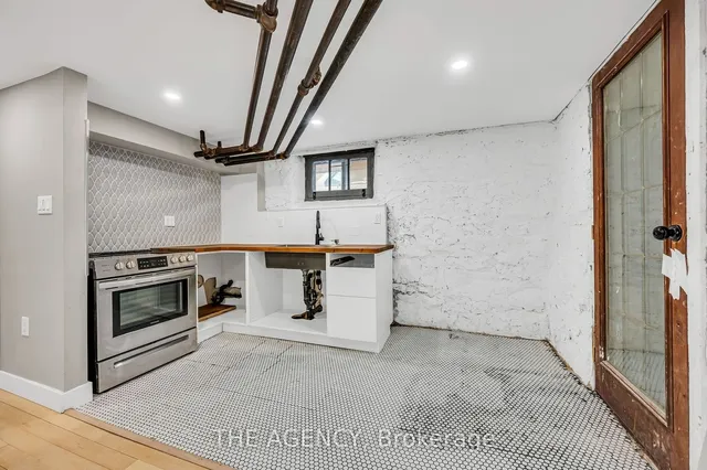 Additional image 33 of 77 Proctor Blvd