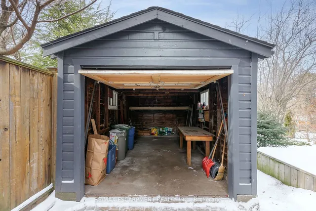 Additional image 32 of 166 Rothsay Ave