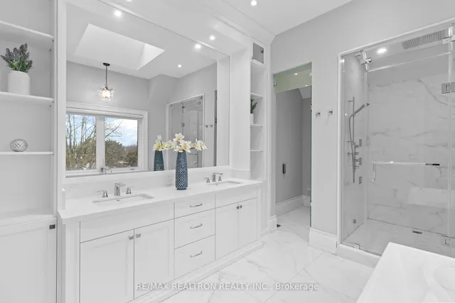 Additional image 20 of 185 Maxome Ave