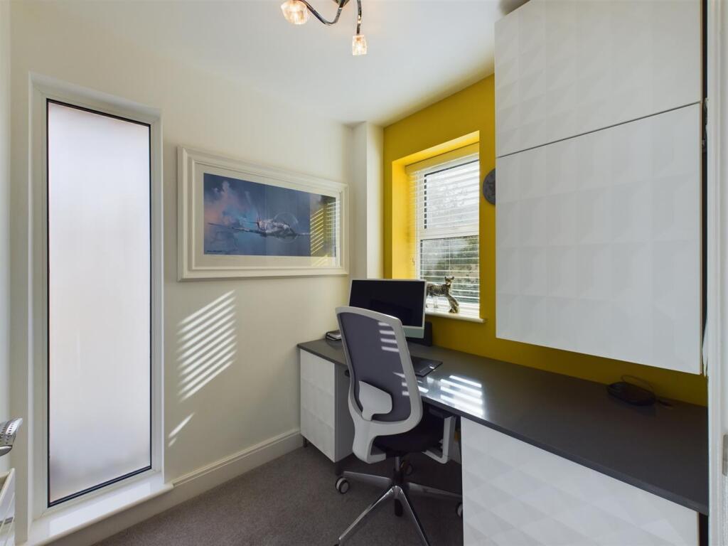 Additional image 18 of Hutchwns Close, Porthcawl