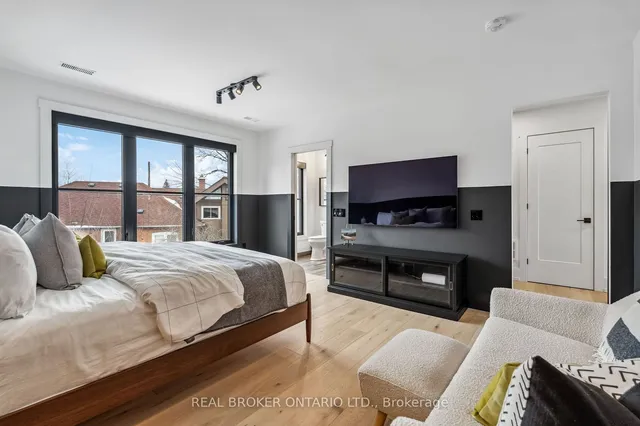 Additional image 23 of 44 Hunt Club Dr