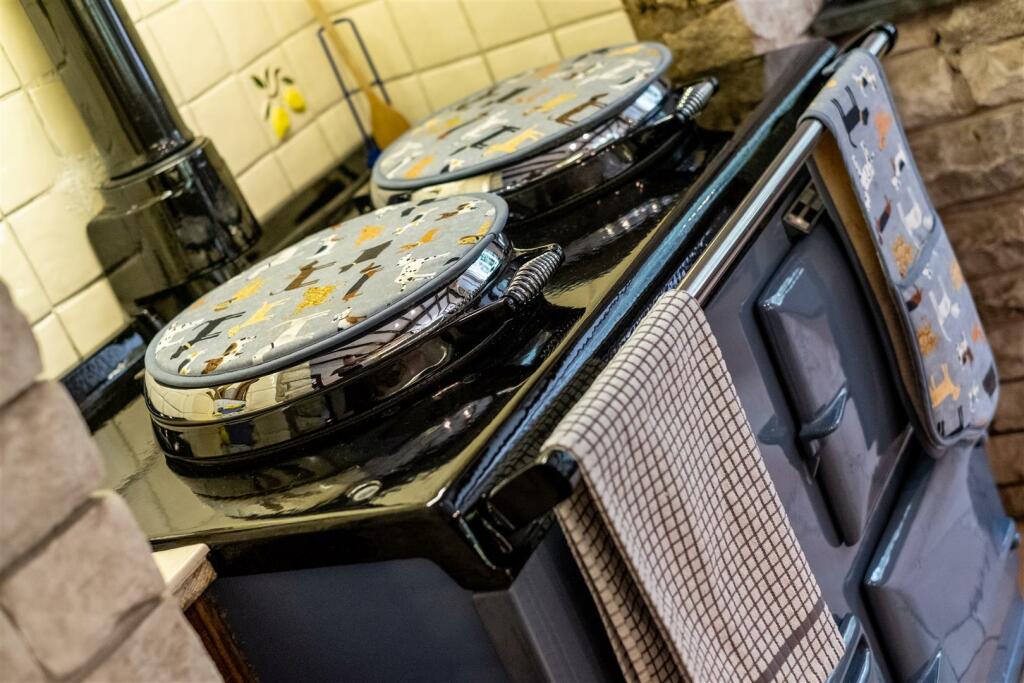 Additional image 19 of Hinderton Road, Neston