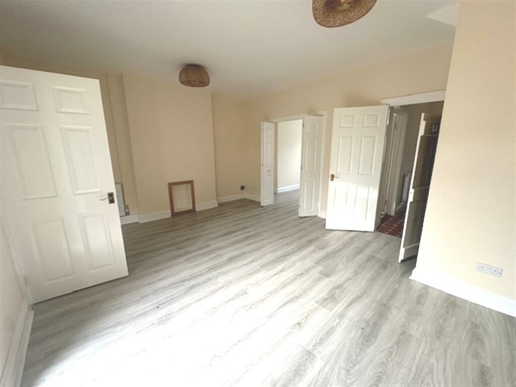 Additional image 4 of Highwalls Road, Dinas Powys