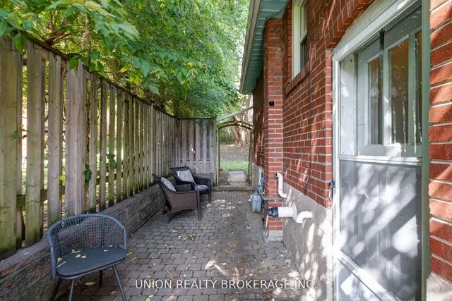 Additional image 24 of 28 Fishleigh Dr