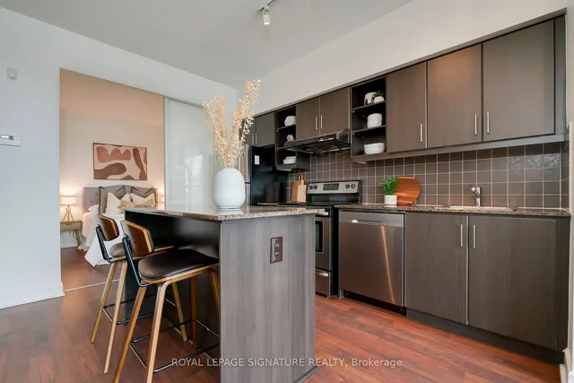 Additional image 8 of 35 Brian Peck Cres Unit 124