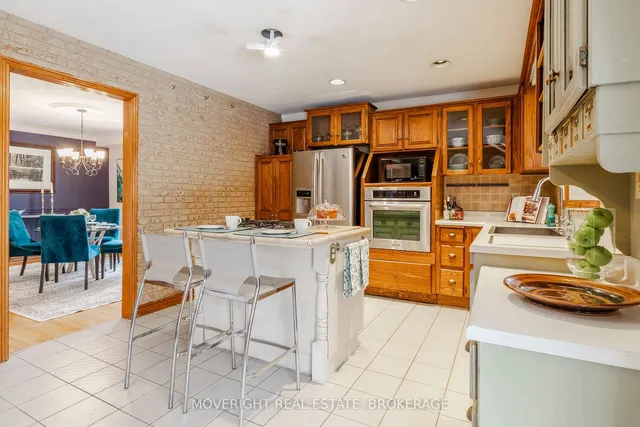 Additional image 7 of 62 Templer Dr