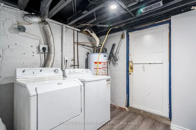 Additional image 35 of 164 Edgemont St