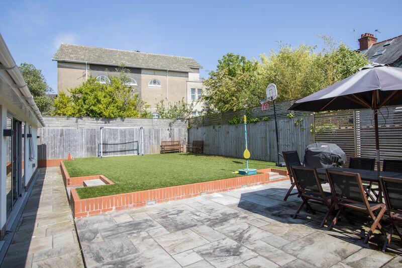 Additional image 20 of Baron Close, Penarth