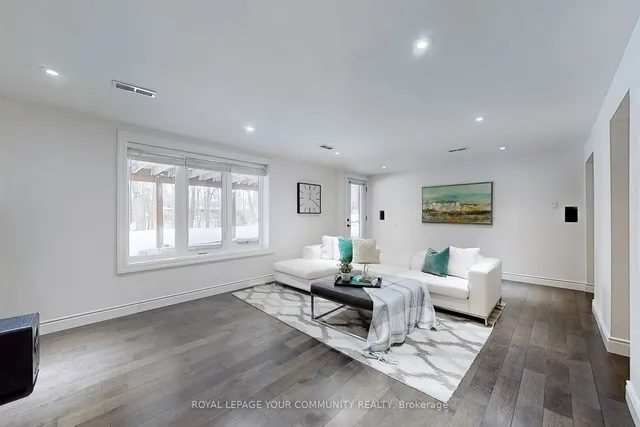 Additional image 26 of 25 Warlock Cres