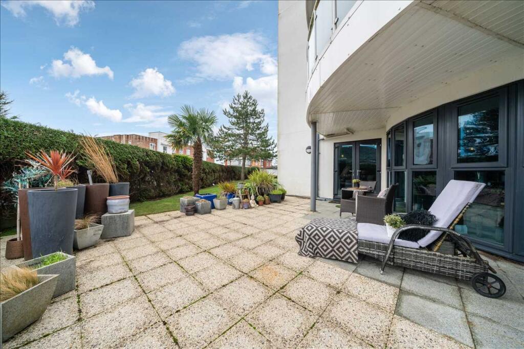 Additional image 4 of The Reef, 16 Boscombe Spa Road, Bournemouth