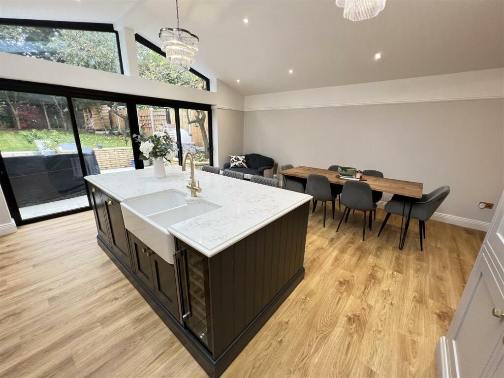 Additional image 8 of Dee Park Road, Gayton, Wirral