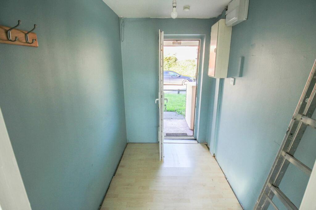 Additional image 7 of Varsity Way, Locking