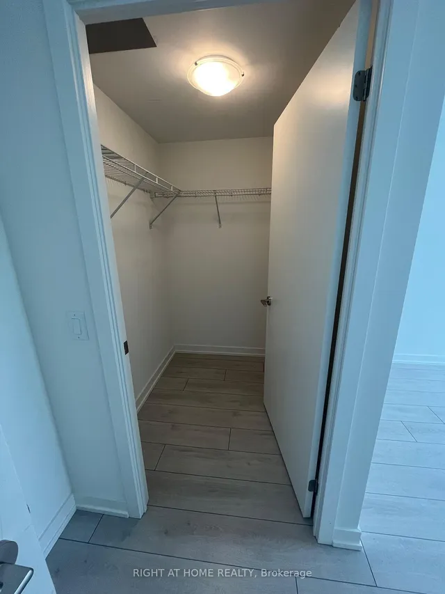 Additional image 12 of 55 Duke St Unit 1110