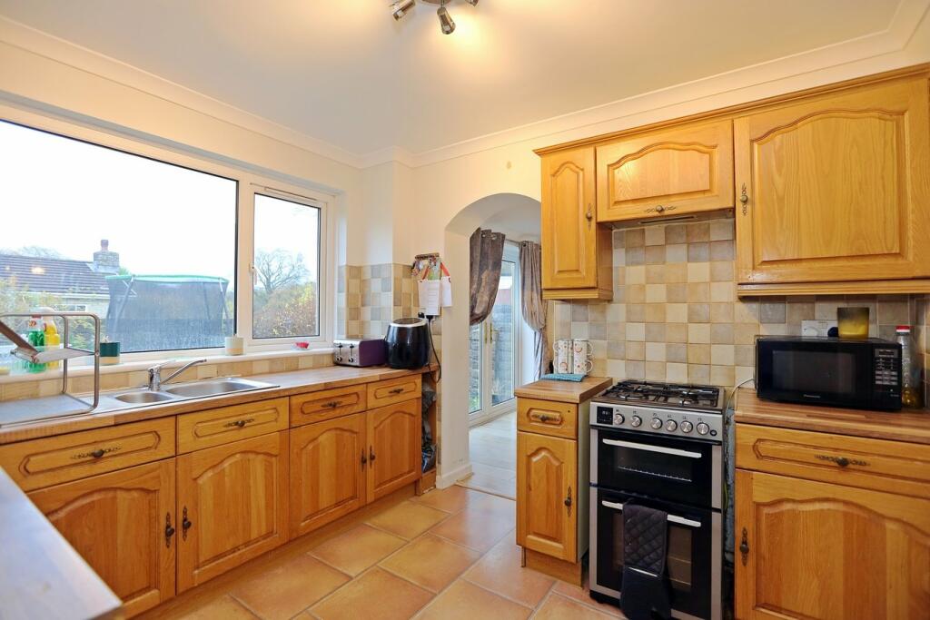 Additional image 9 of Rhyd Y Nant, Pontyclun, CF72