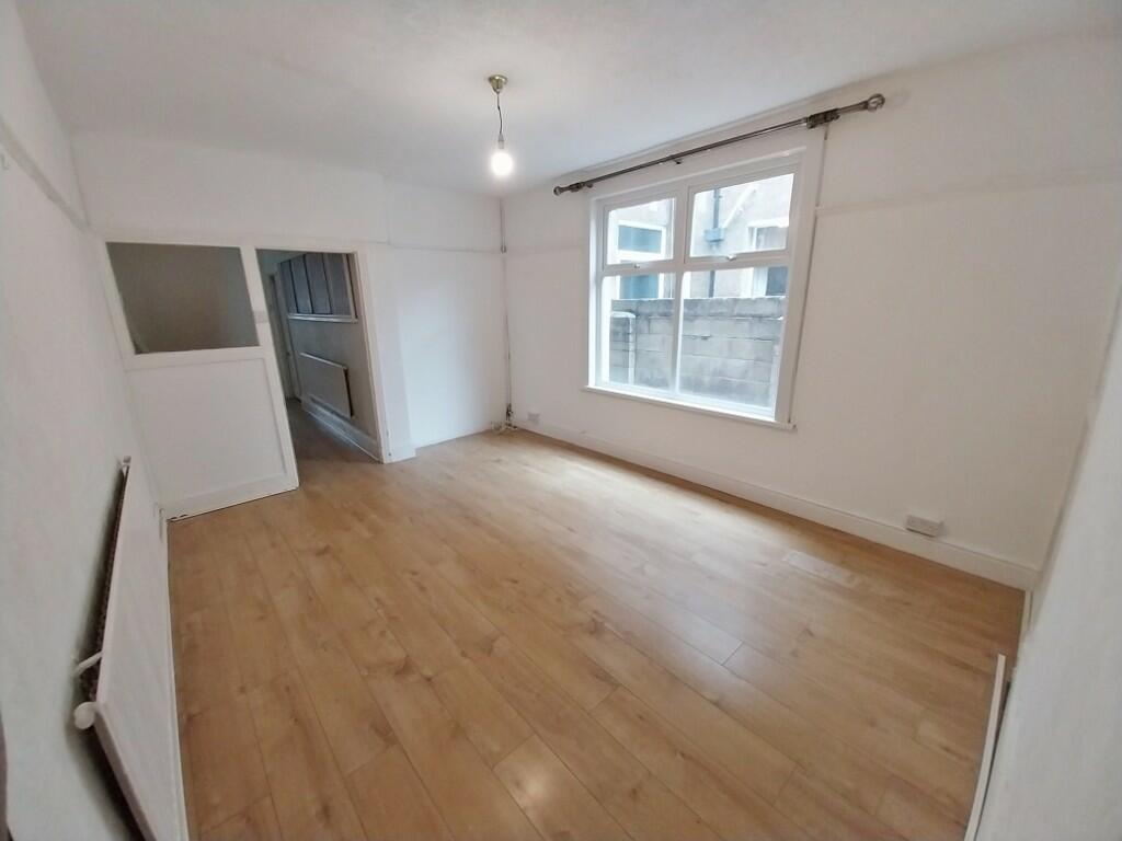 Additional image 7 of Highfield Avenue, Porthcawl, South Glamorgan, Bridgend (County of), CF36