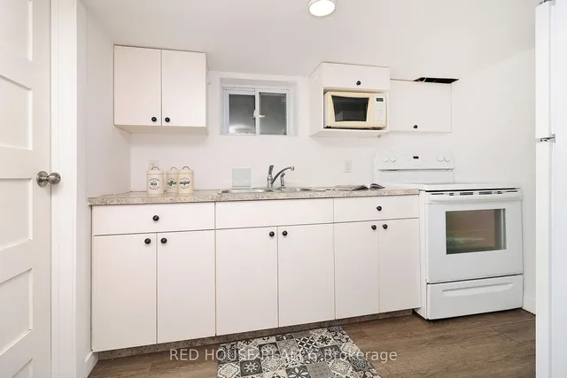 Additional image 27 of 95 Tenth St