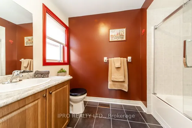 Additional image 17 of 1068 Job Cres