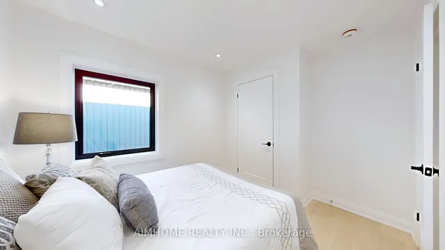 Additional image 21 of 43 Highfield Rd