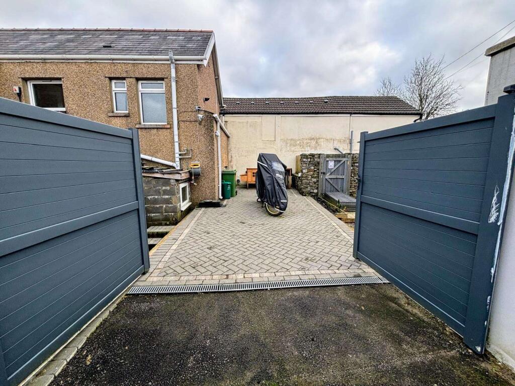 Additional image 47 of Lewis Street, Aberaman