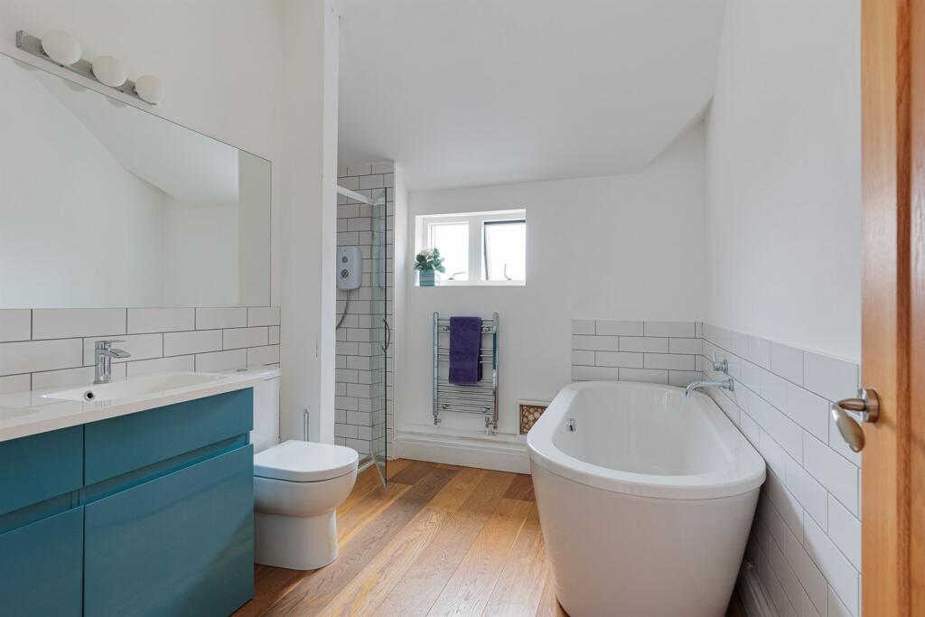 Additional image 24 of Heath Lane, Great Barrow, Chester