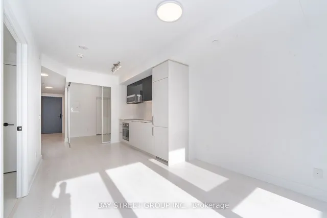 Additional image 17 of 308 Jarvis St Unit 402