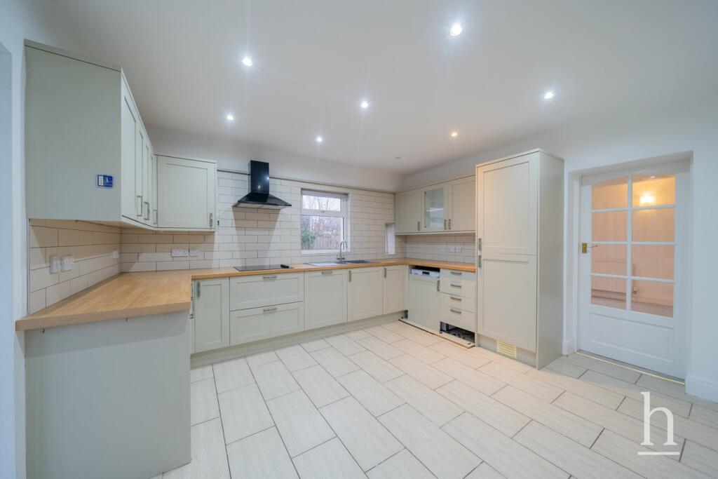 Additional image 13 of South Drive, Upton, CH49