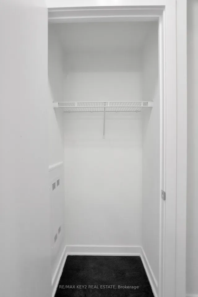 Additional image 26 of 2221 Yonge St Unit 3402