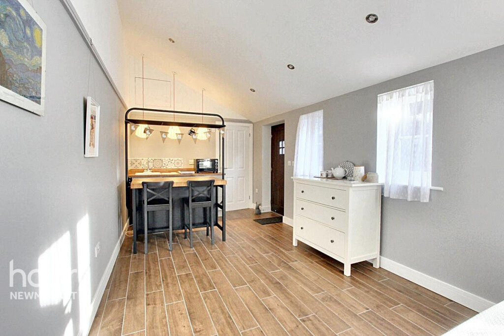 Additional image 19 of Ducks Lane, Newmarket