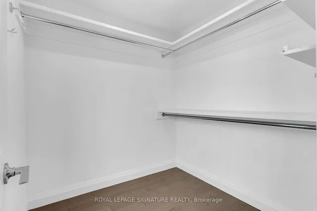 Additional image 20 of 63 Thyra Ave