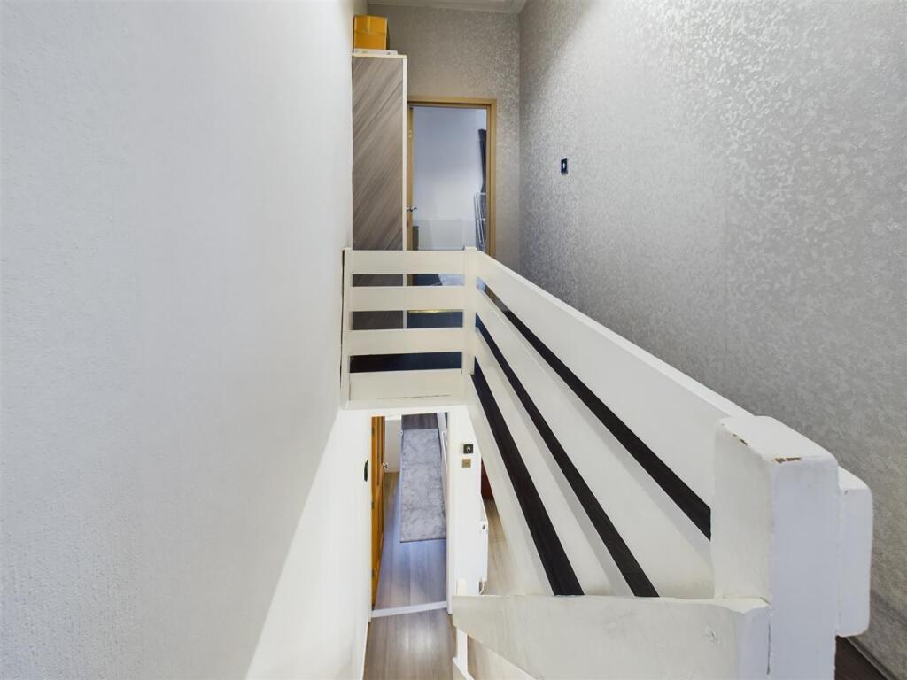 Additional image 20 of Bridle Road