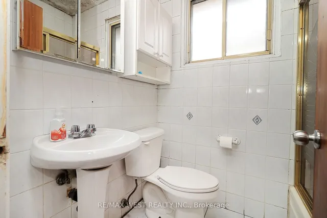 Additional image 18 of 44 Blaketon Rd