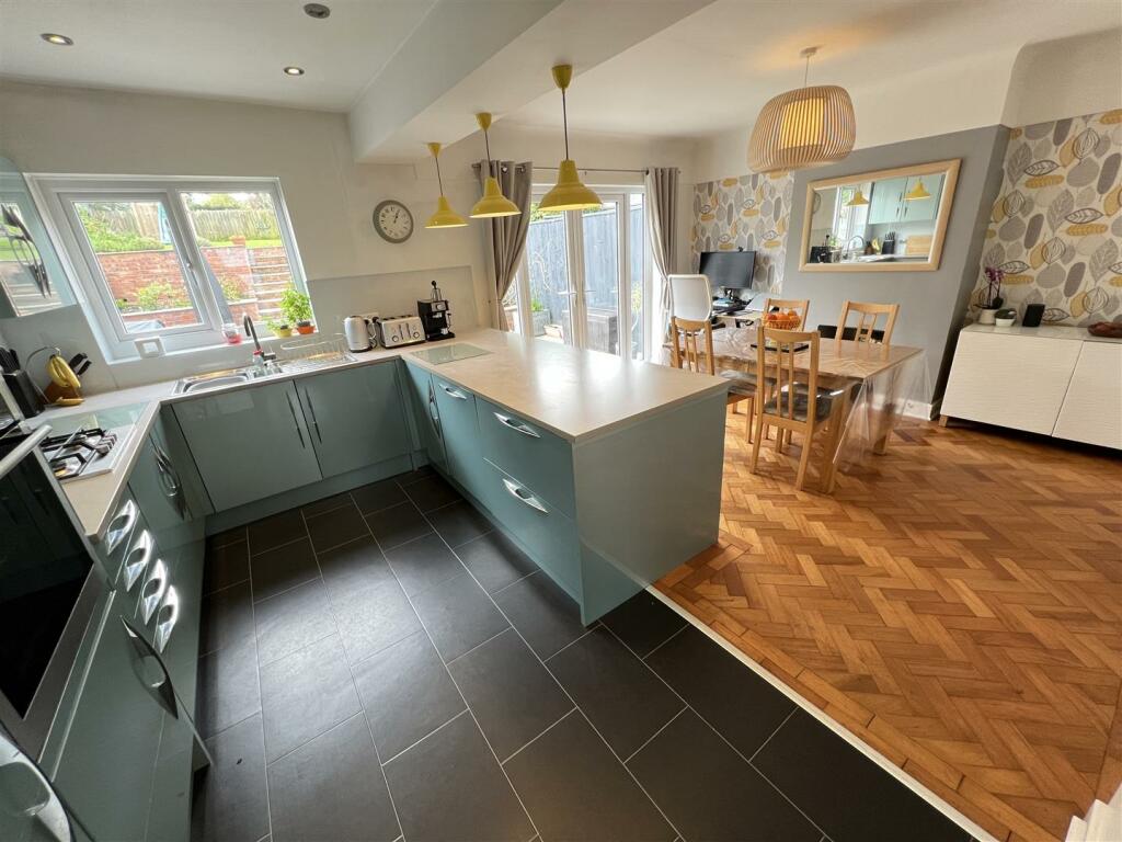 Additional image 5 of Kylemore Drive, Pensby, Wirral