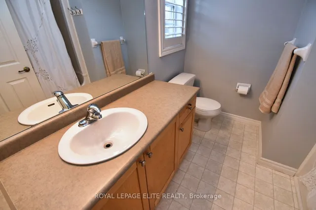 Additional image 20 of 2065 APPLEBY Line Unit 301