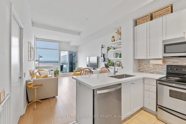 Additional image 12 of 1600 Keele St Unit 1121