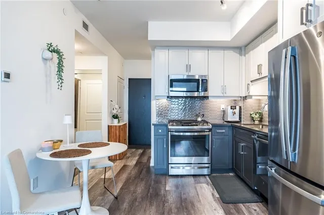 Additional image 18 of 2007 James St Unit 1305